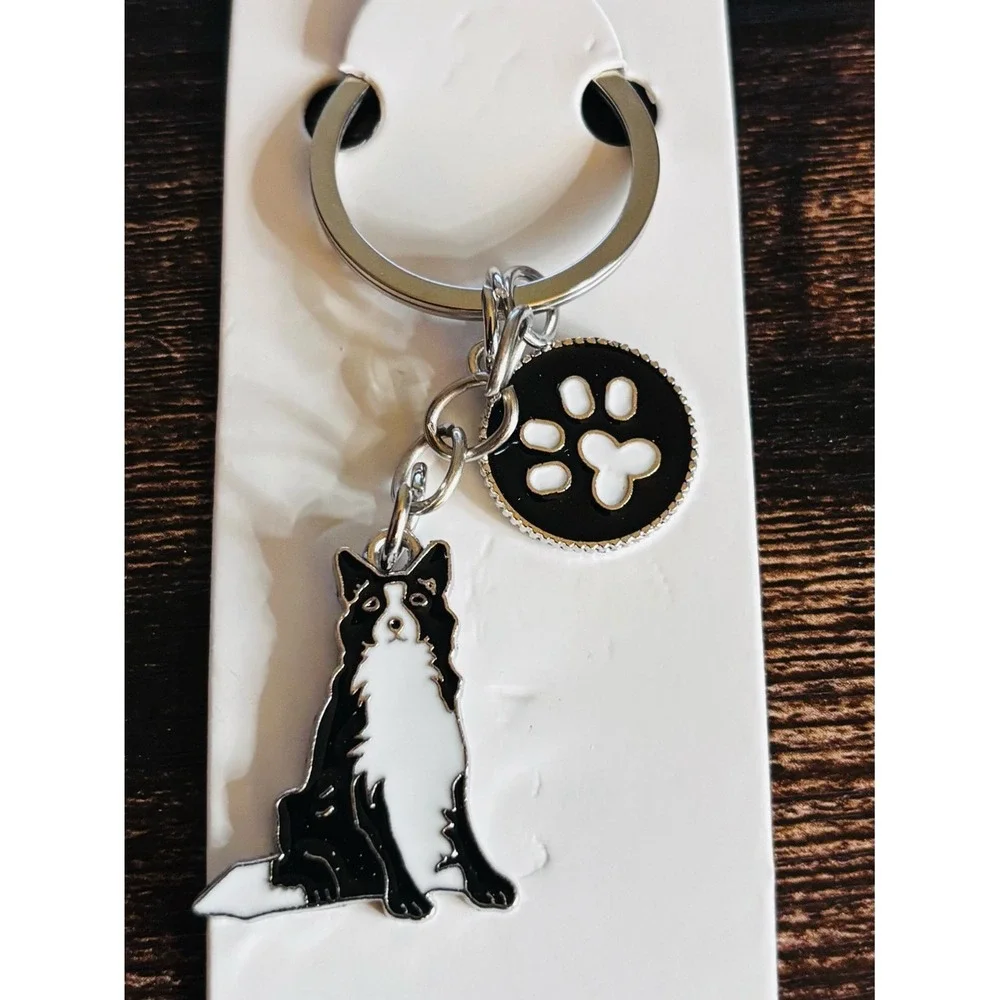 Border Collie Dog Keychain Enamel Paw Print Charm Black White Silver Tone New